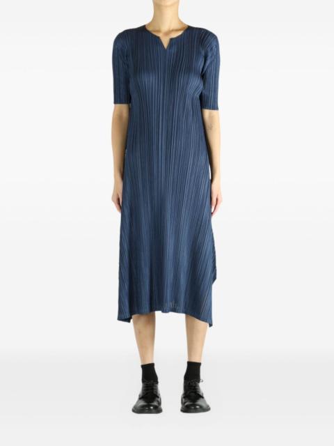 Pleated short-sleeve dress