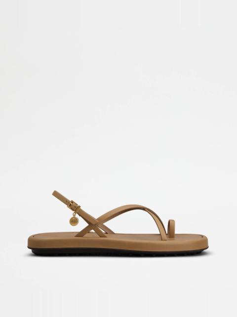 SANDALS IN LEATHER - BEIGE