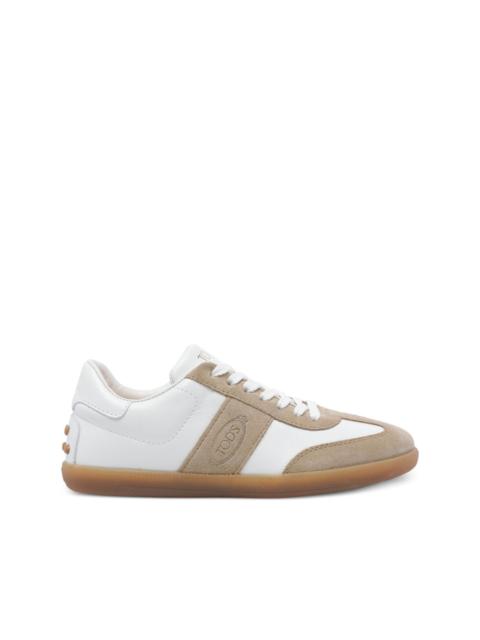 Tabs logo-detail sneakers