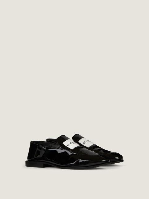 LABEL LOAFERS IN PATENT LEATHER