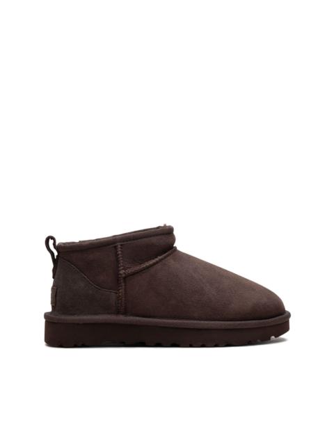Classic Ultra Mini suede boots