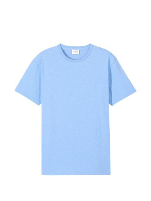 short-sleeved T-shirt