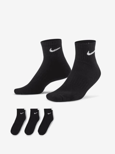 Nike Everyday Cushioned Training Ankle Socks (3 Pairs)
