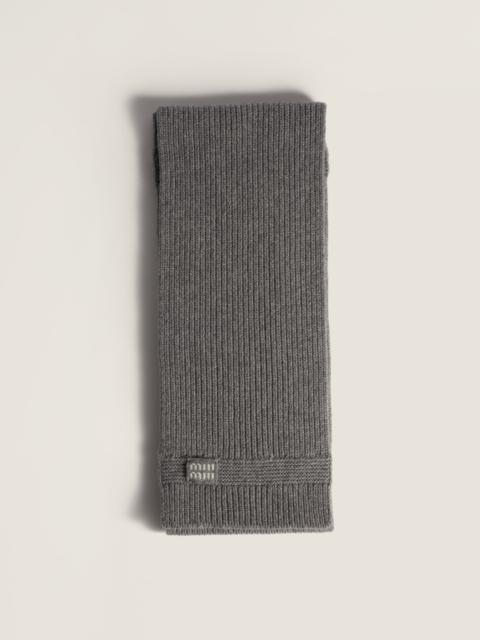Cashmere scarf