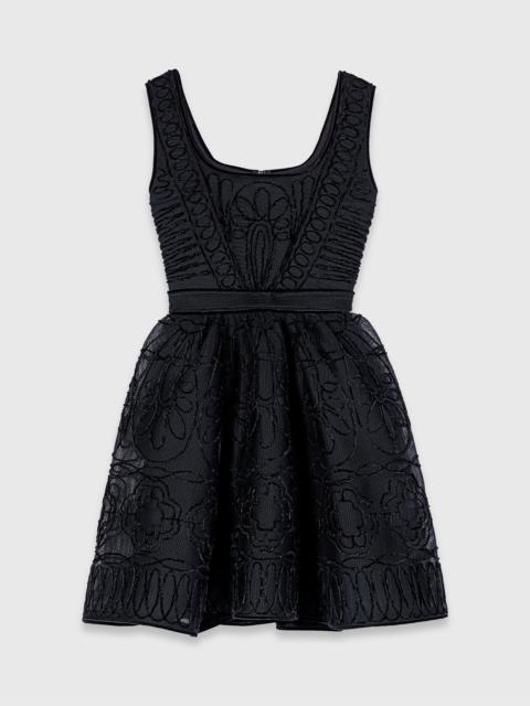 Short embroidered basket knit dress