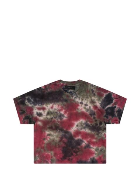 tie-dye T-shirt