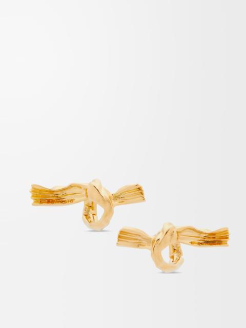 Knuckle Not earrings in gold