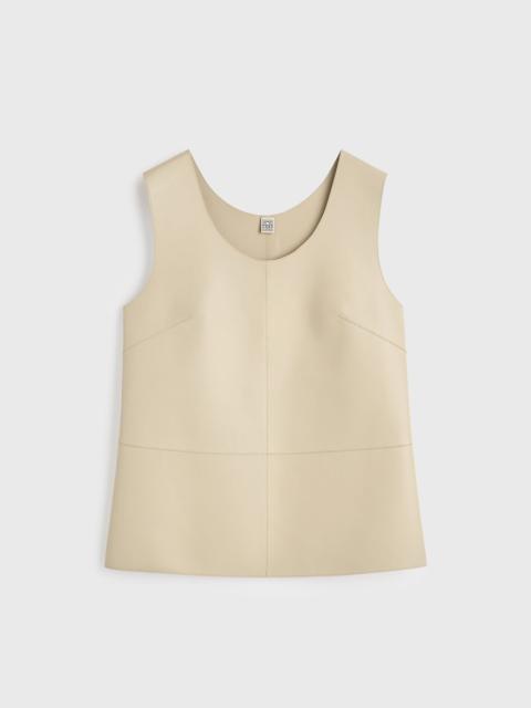 Scoop-neck leather top sand