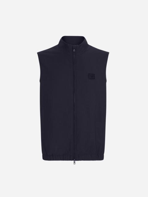 Woolen vest with tag