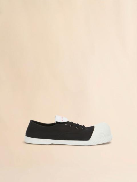 BLACK CANVAS NEW WAVE SNEAKER