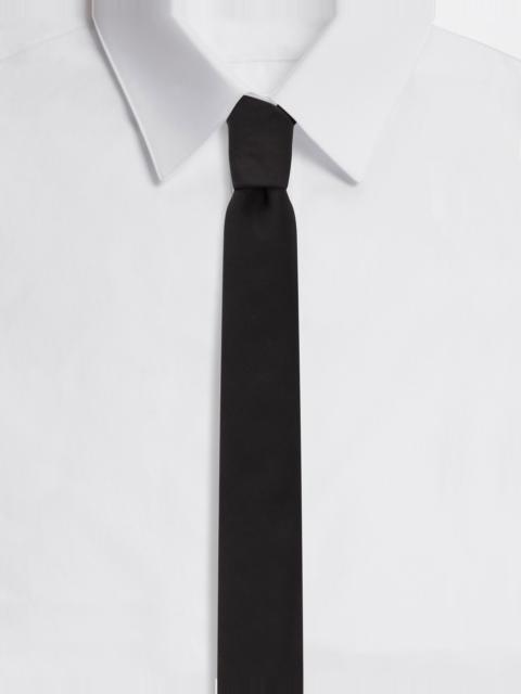 Silk tie
