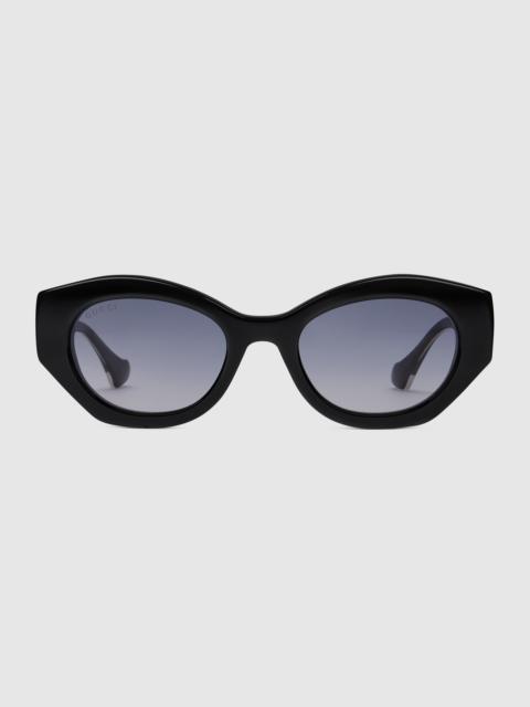 Oval frame sunglasses