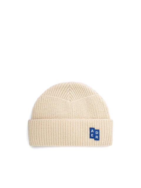 ribbed-knit logo beanie