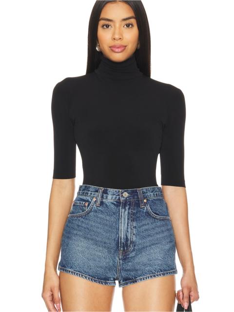Slim Fit Short Sleeve Turtleneck Top