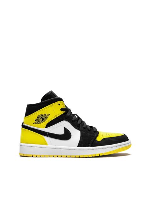 Air Jordan 1 Mid SE yellow toe