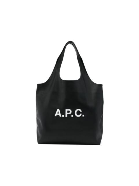 logo-detail shoulder bag