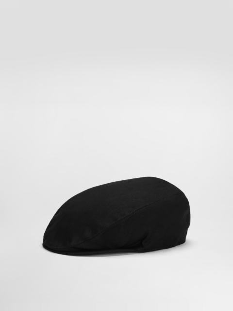 Cotton flat cap with logo tag