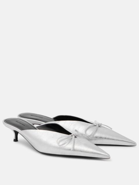 Knife Bow 40 metallic leather mules