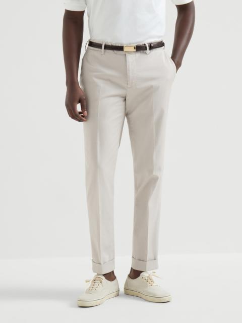 Garment-dyed Italian fit trousers in American Pima comfort cotton gabardine