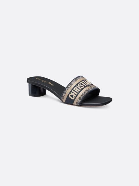 Dway Heeled Slide