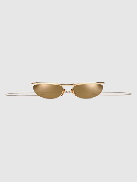 Foldable oval-shaped sunglasses