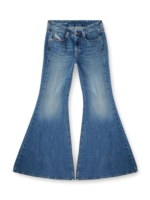 FLARE JEANS 1970 D-BLEESS 09M56