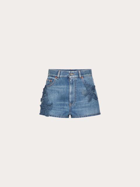 MEDIUM BLUE DENIM EMBROIDERED SHORTS