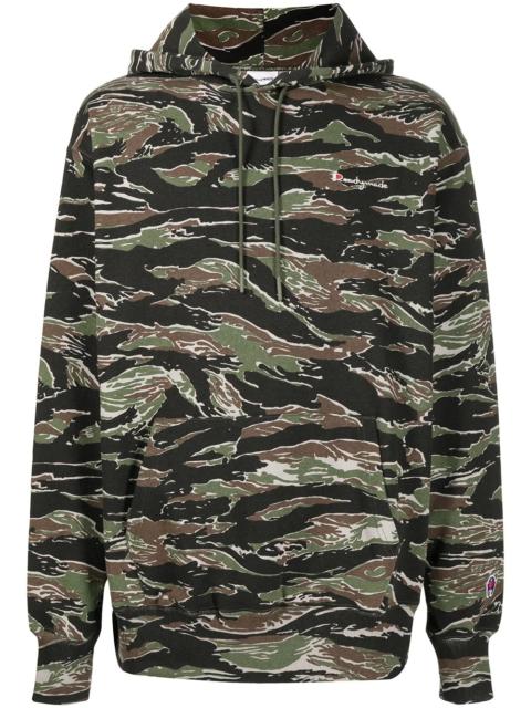 camouflage-print long-sleeve hoodie