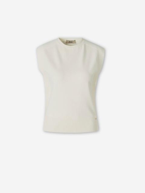 KNITTED VEST