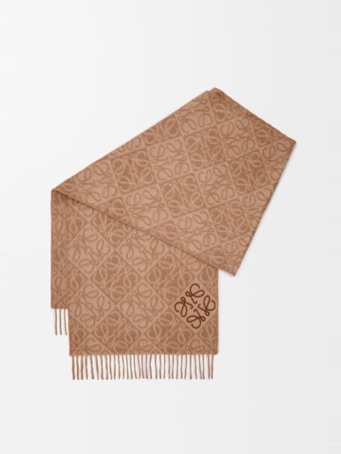 Anagram scarf in wool and cashmere