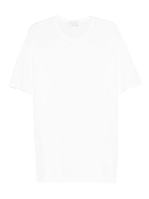 short-sleeved T-shirt