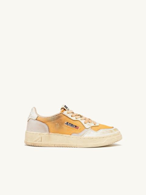 MEDALIST LOW SUPER VINTAGE SNEAKERS IN ORANGE AND WHITE LEATHER AND MESH