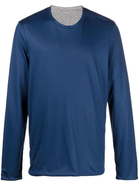 long-sleeved jersey T-shirt