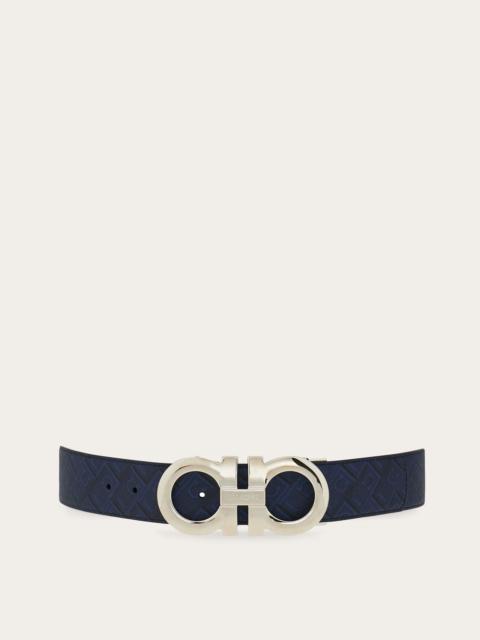 Reversible and adjustable Gancini belt