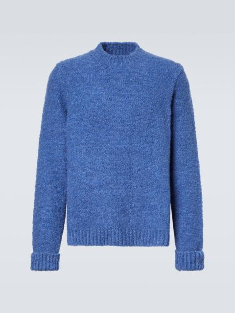 Cloud cashmere sweater with lapis lazuli