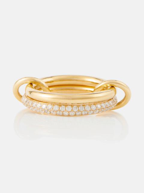 Virgo 18kt gold linked rings with white diamonds