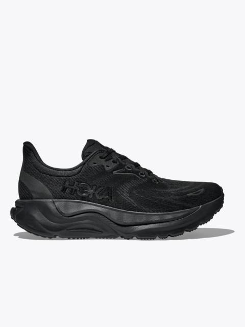 Women's Arahi 8 Shoes in Black/Black