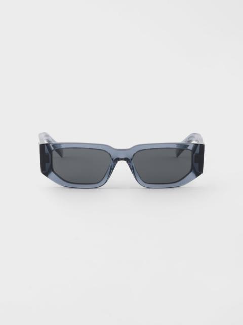 Sunglasses with Triangle logo