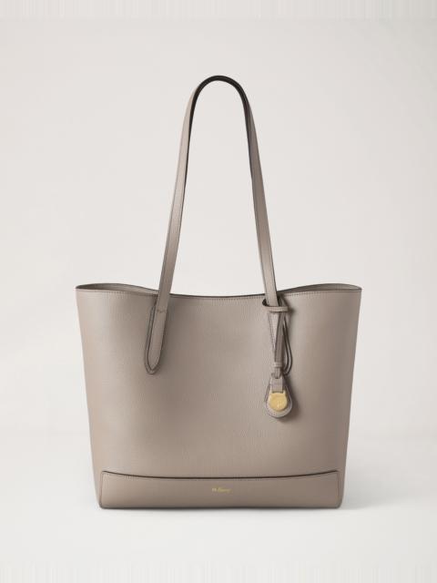 Shopper
Cashmere Taupe Small Classic Grain