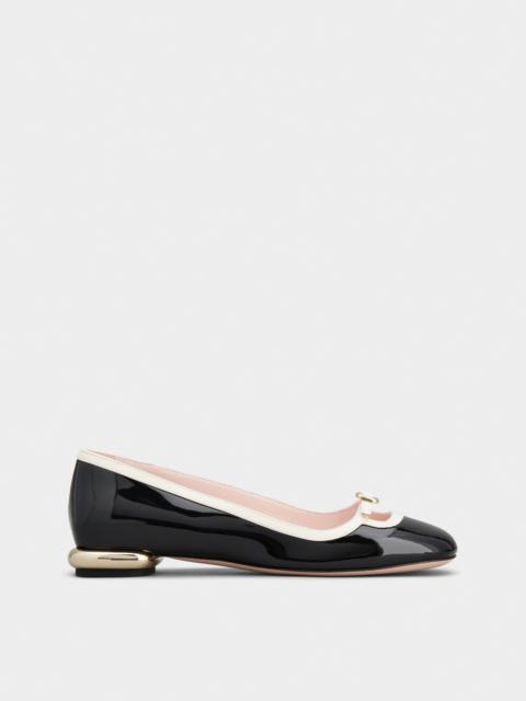Ballerinas in patent leather