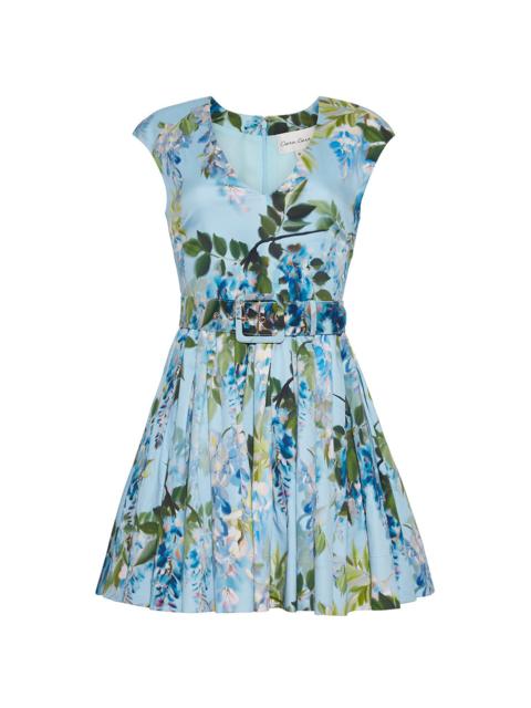 Rosalia Dress
Ethereal Ease—Sculpted Shoulders and a Cinched Waist for Effortless Femininity