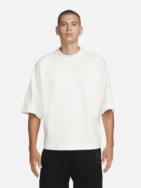 Nike Sportswear Tech Fleece Reimagined Men's Oversized Short-Sleeve Sweatshirt