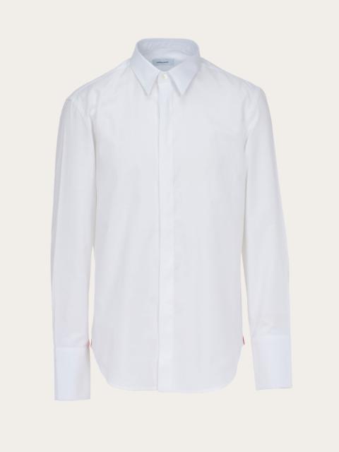 Long sleeved sports shirt