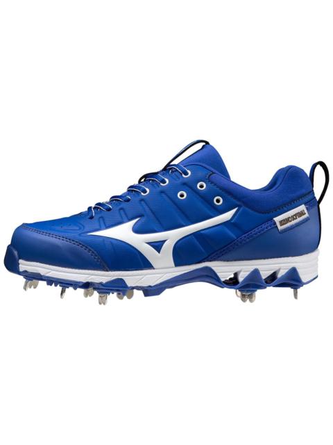 9-Spike Swift 7 Low Womens Metal Softball Cleat