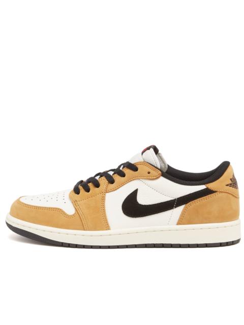 Air Jordan 1 Retro Low OG Sneaker