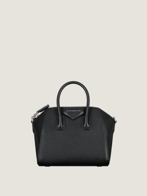 MINI ANTIGONA BAG IN GRAINED LEATHER