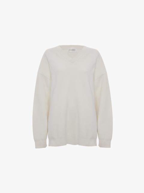 Relaxed Fit V-Neck Jumper In White