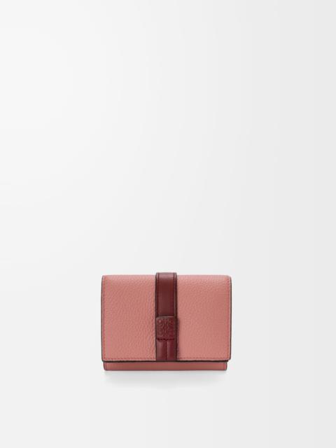 Trifold wallet in soft grained calfskin