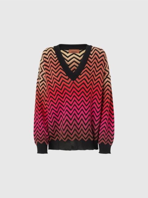 Oversized dégradé chevron sweater with V-neck