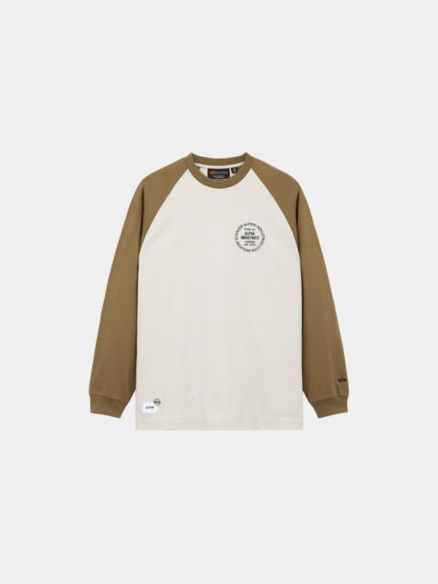 UNFRM LONG-SLEEVED RAGLAN T-SHIRT